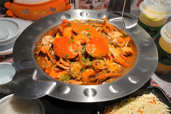 井鮮肉蟹煲加盟