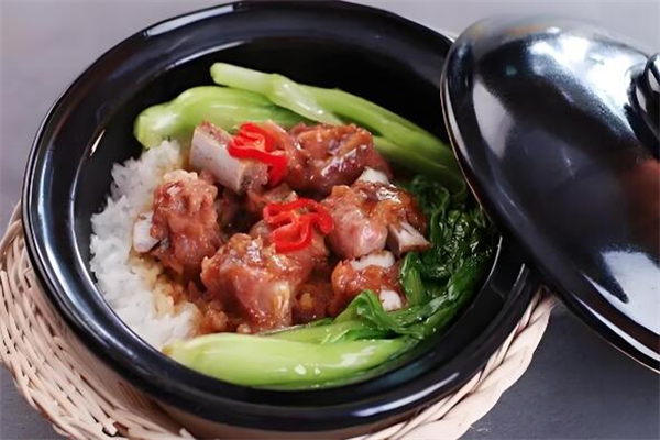 華媽紫砂煲仔飯加盟