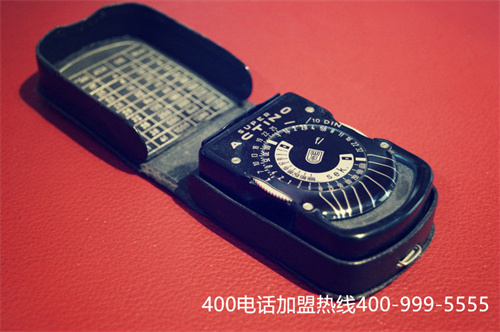 (企業400電話的作用)(功能多的400電話就好么？如何了解400電話的接聽情況)