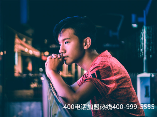 (400電話辦理哪個好)(400電話定制套餐)